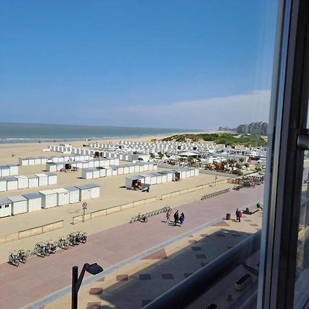 Appartement Zeedijk Heist Met Garage Knokke-Heist Esterno foto